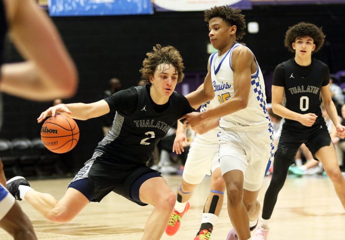 a Tualatin Barlow 6A Oregon boys basketball quarterfinal 2024 Dan Brood 44